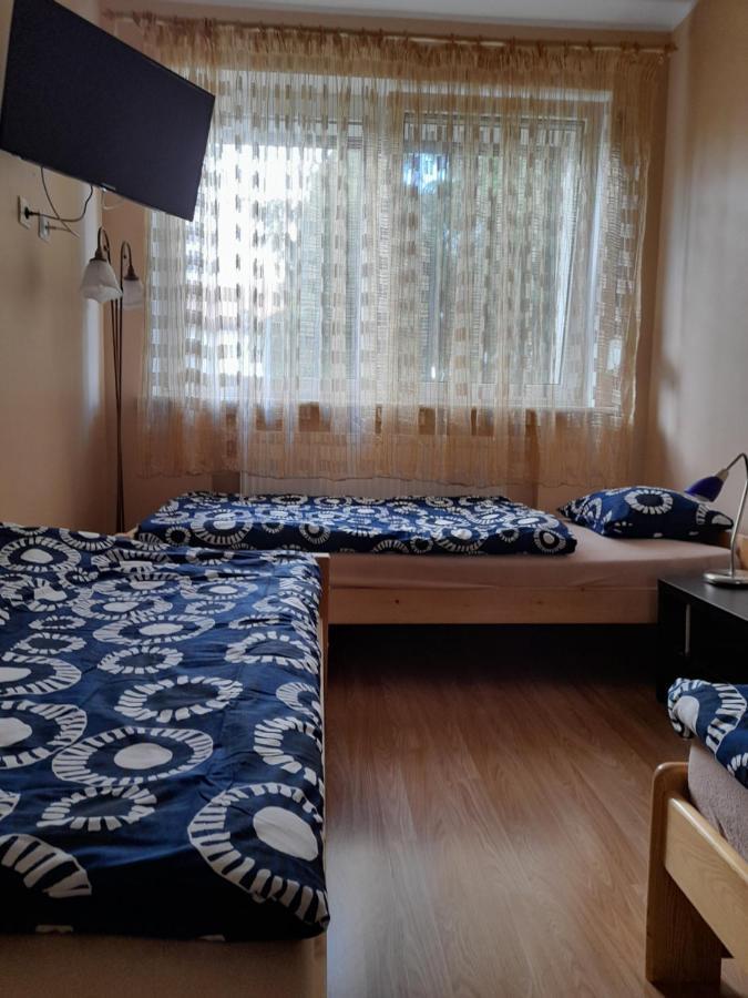 Taniespanie Rokietnica Rokietnica  Екстериор снимка